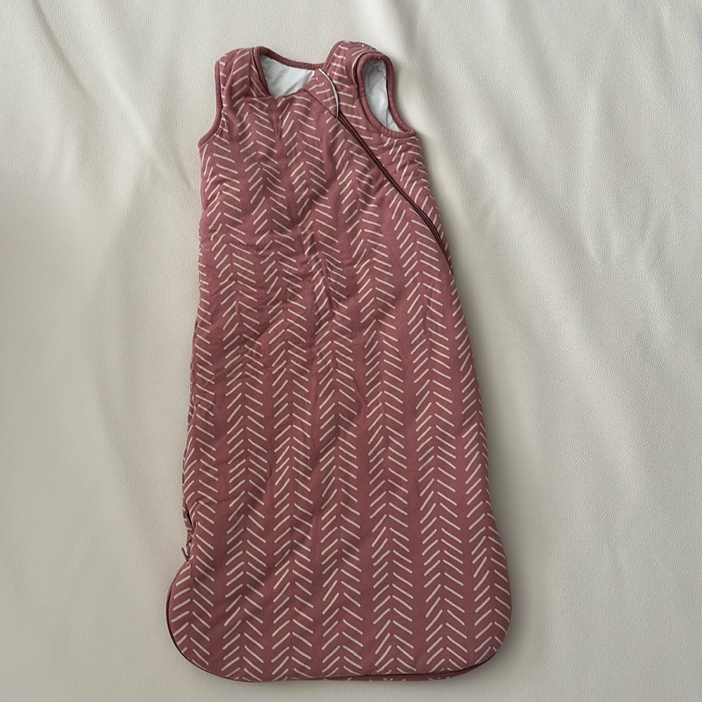 Kyte baby sleep sack. Dusty rose herringbone. Small. 2.5 tog.